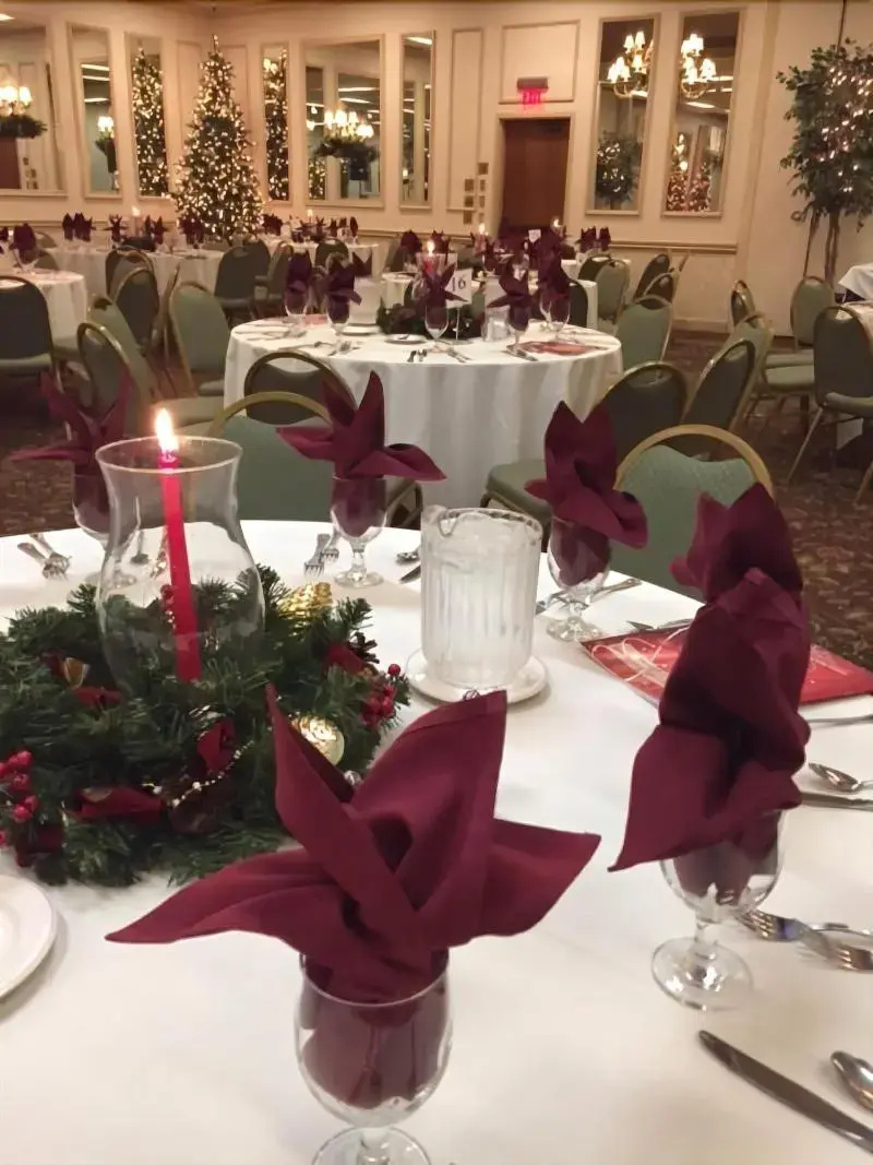 Photo - University Square Hotel