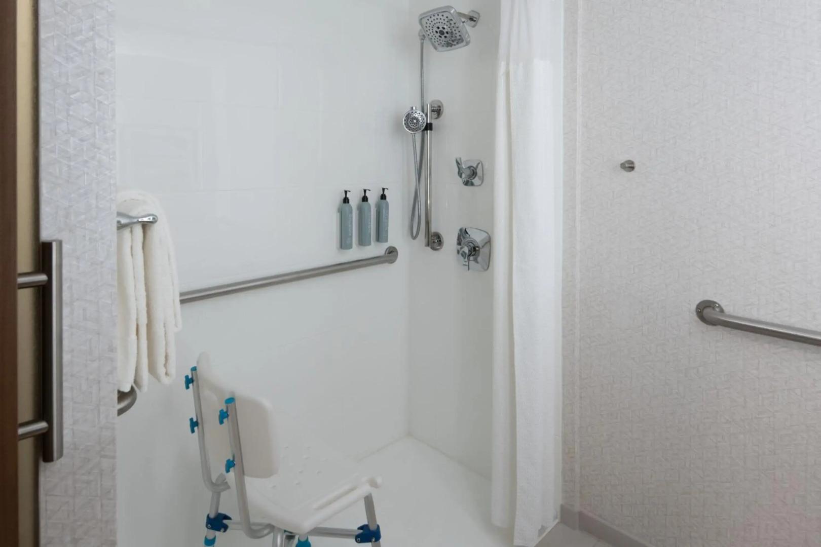 Foto - Courtyard Miami Coral Gables