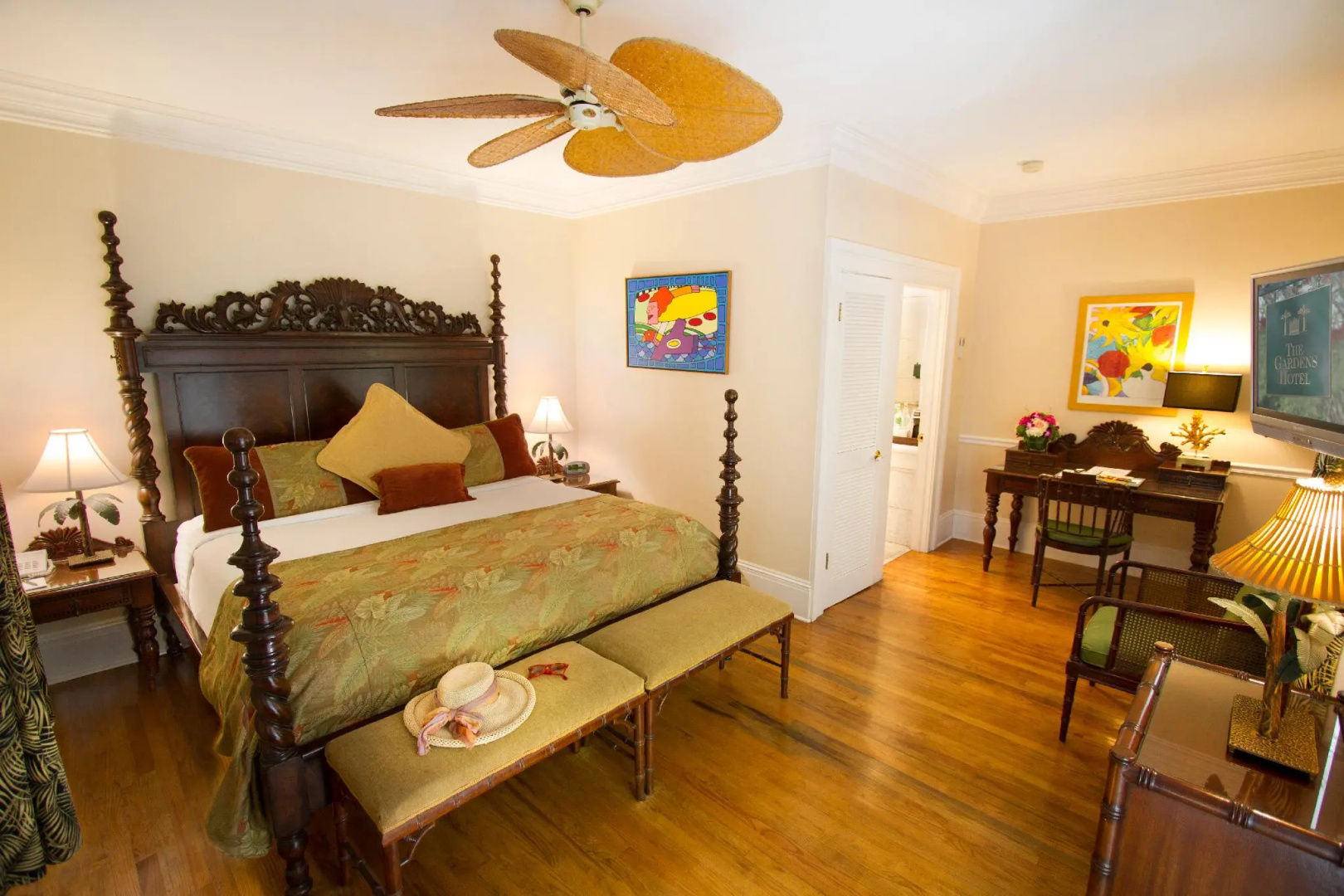 Photo - The Gardens Hotel