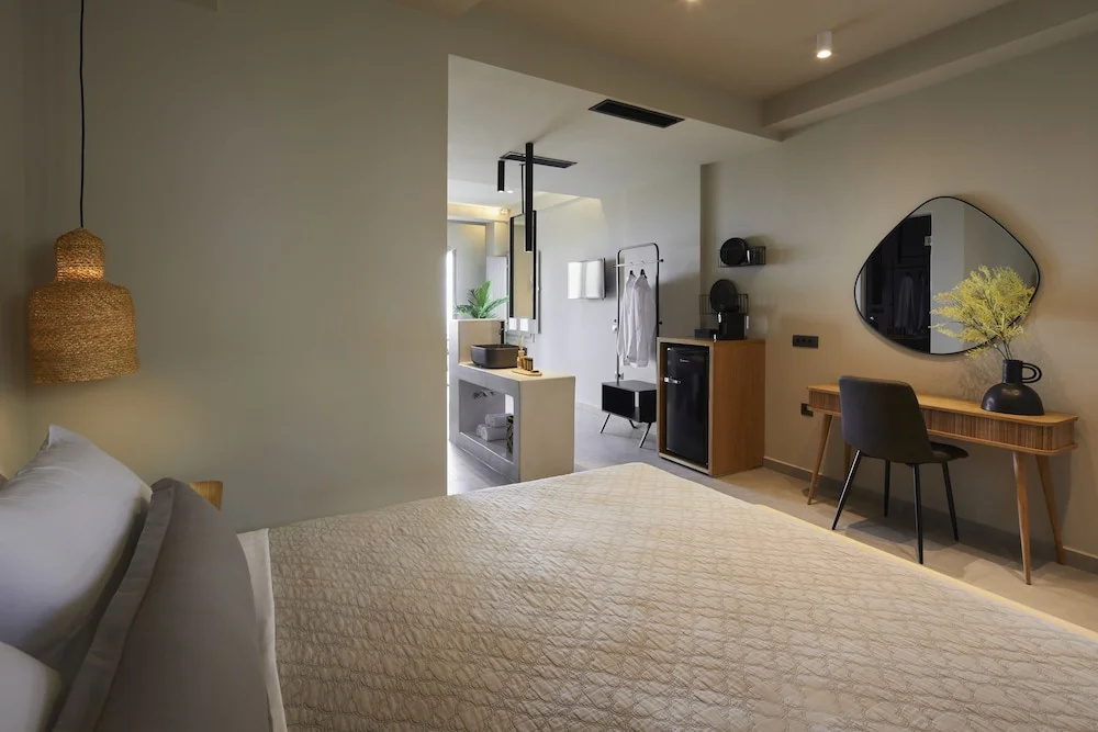 Photo - Mayu Suites