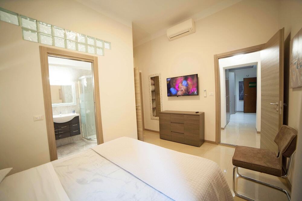 Photo - IMHOME - Cadorna House