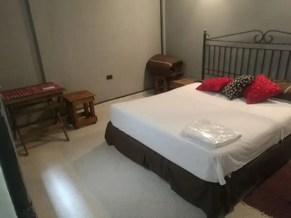 Hostal El Farol