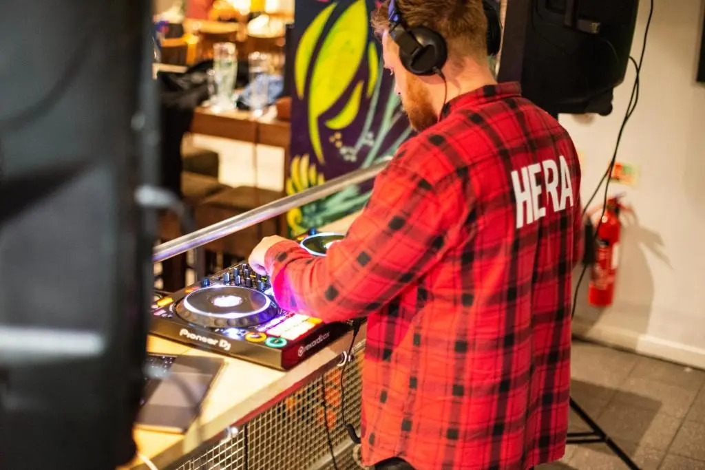 Photo - a&o Edinburgh City