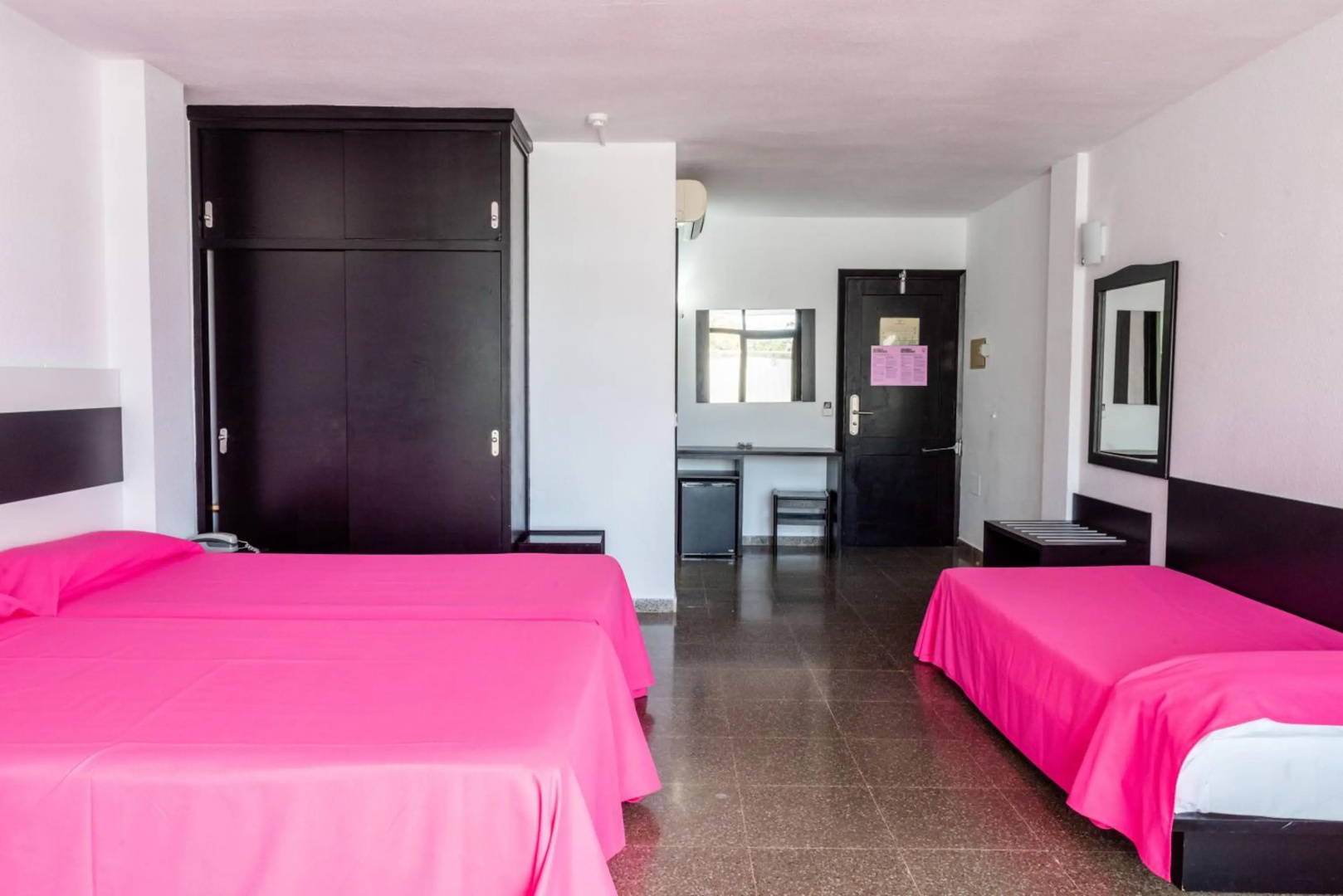 Photo - Ibiza Rocks Hotel - Adults Only