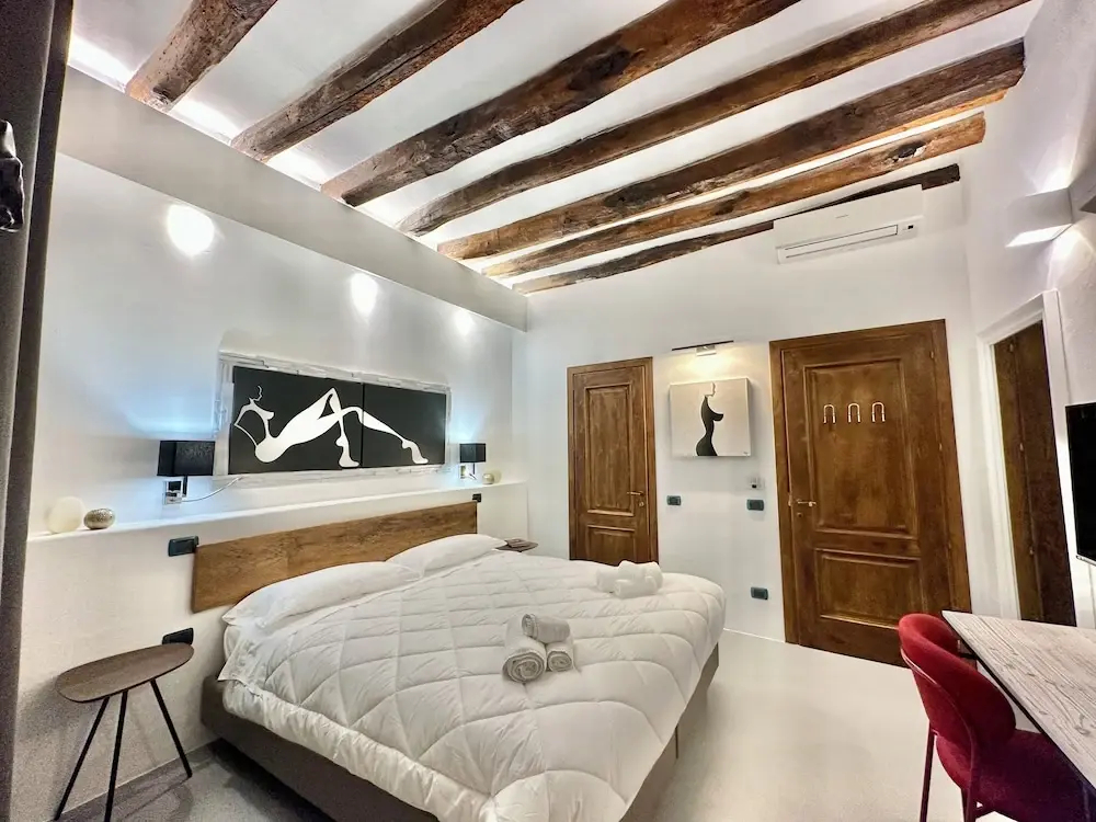 Photo - C&O Savoia Deluxe Rooms