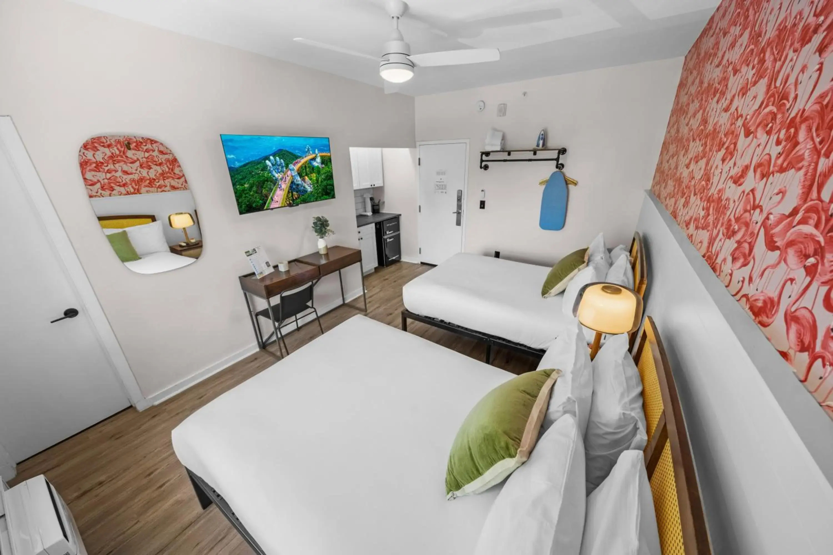 Photo - Greenview Hotel By Lowkl