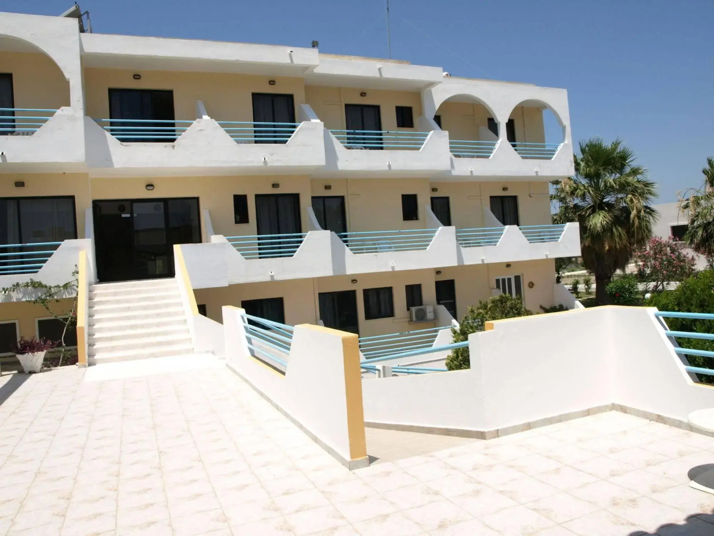 Photo - Tivoli Hotel