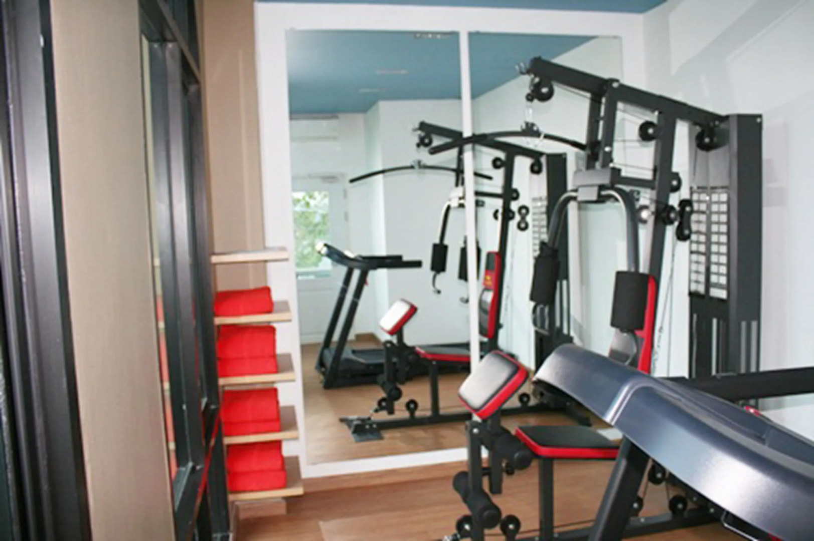 Photo - Grand Lord Boutique Hotel -Srinakarin