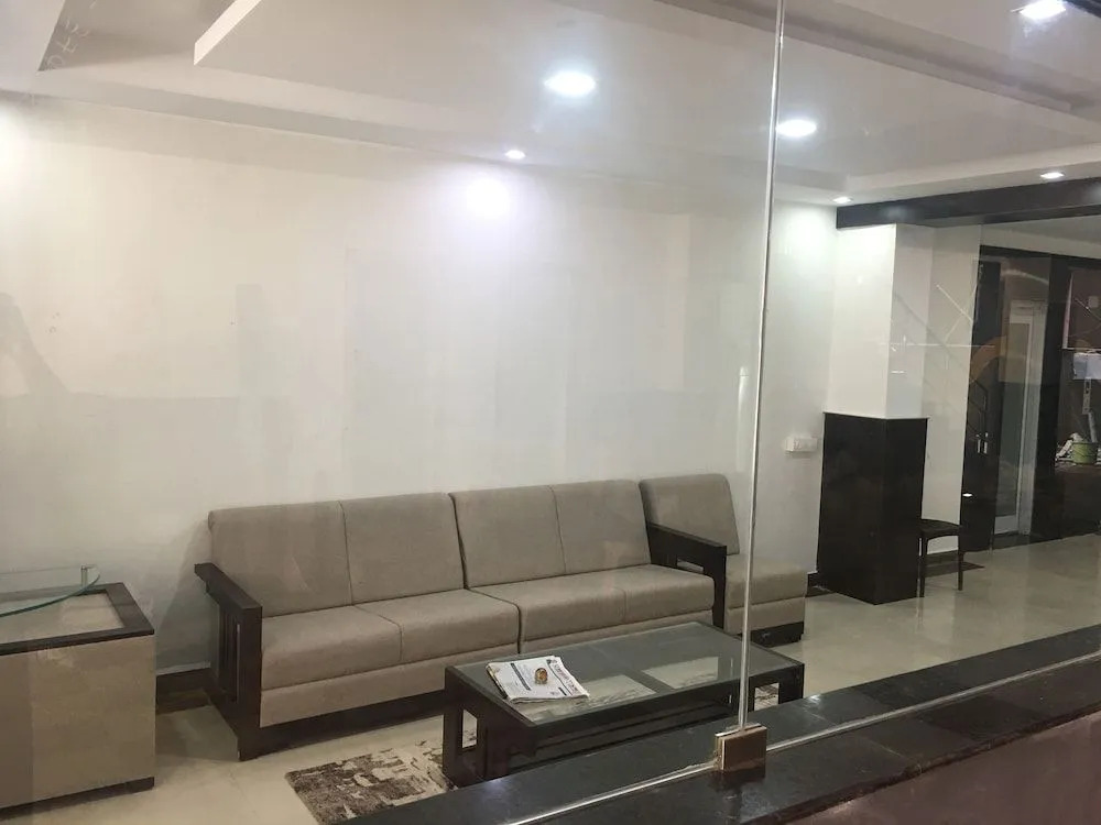 Photo - PPH Living TriColours Hotel Gandhipuram