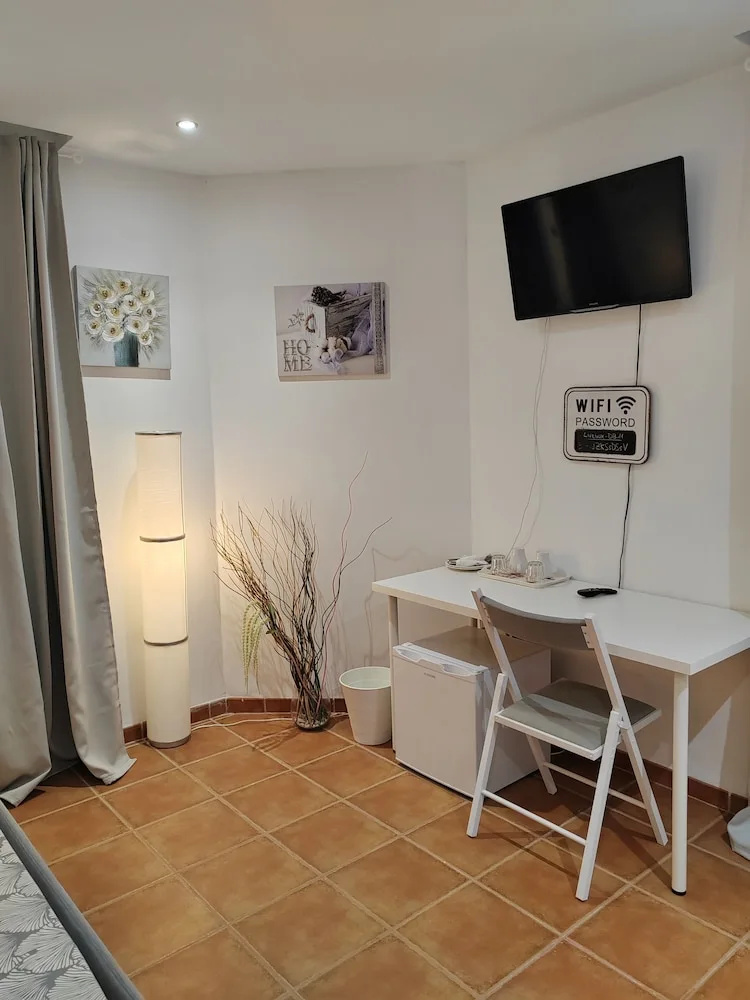 Photo - Las Salinas Rooms