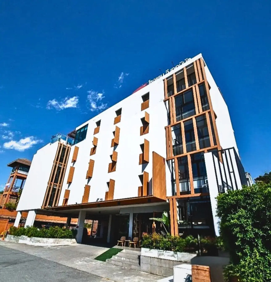 Photo - WE Terminal Hotel