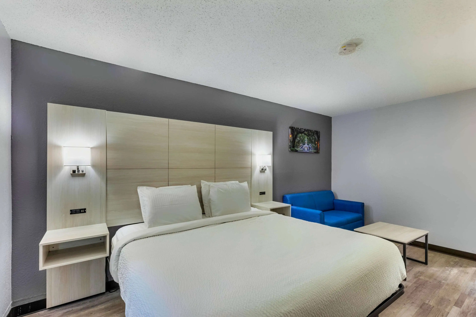 Photo - Days Inn by Wyndham Savannah Gateway I-95