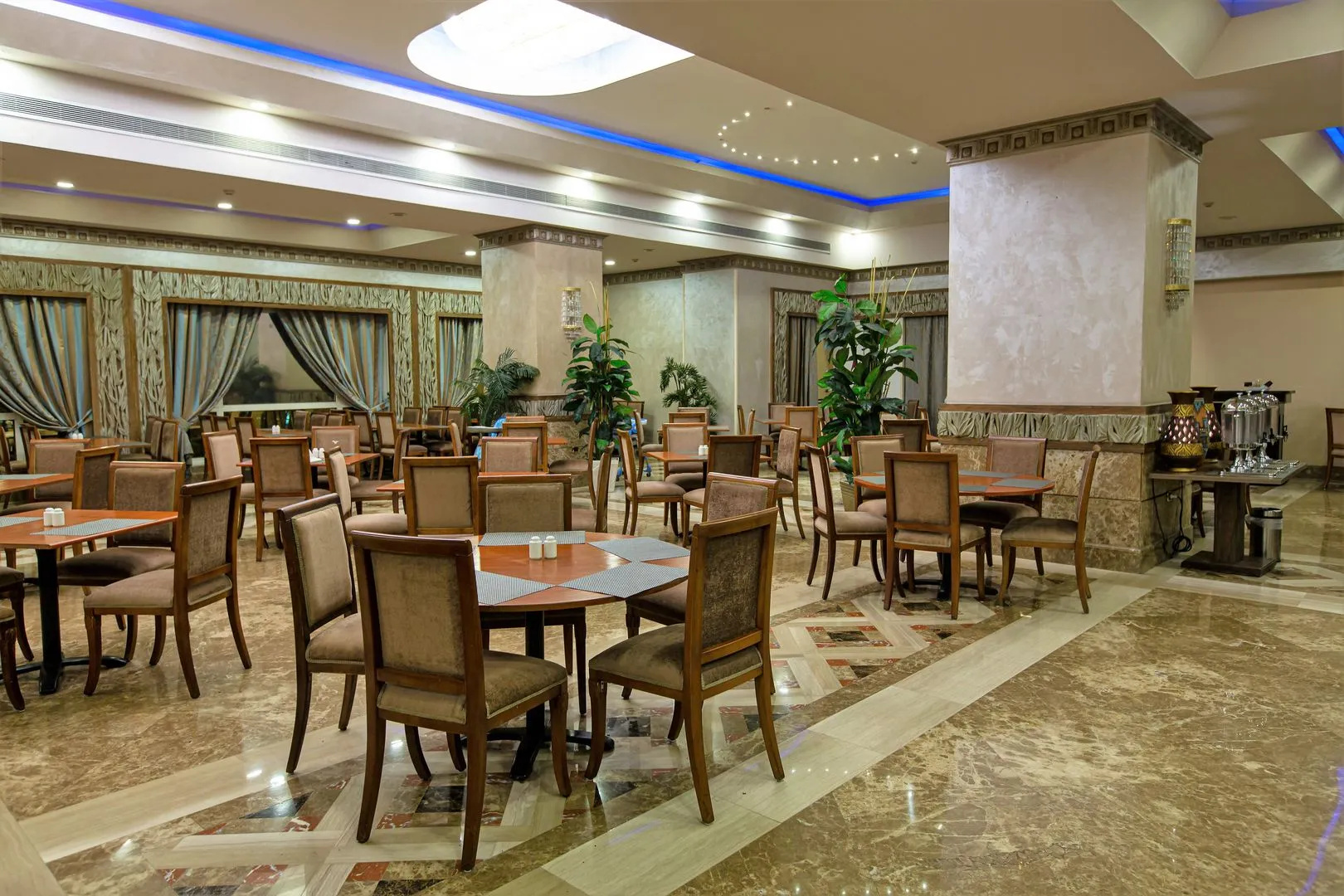 Foto - Triumph Plaza Hotel