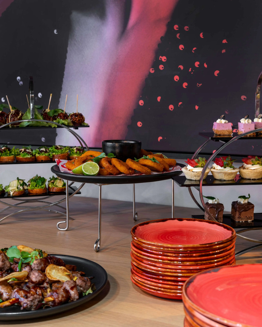Photo - Radisson RED Hotel Johannesburg Rosebank