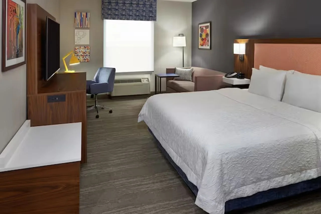 Foto - Hampton Inn & Suites by Hilton Montreal-Dorval