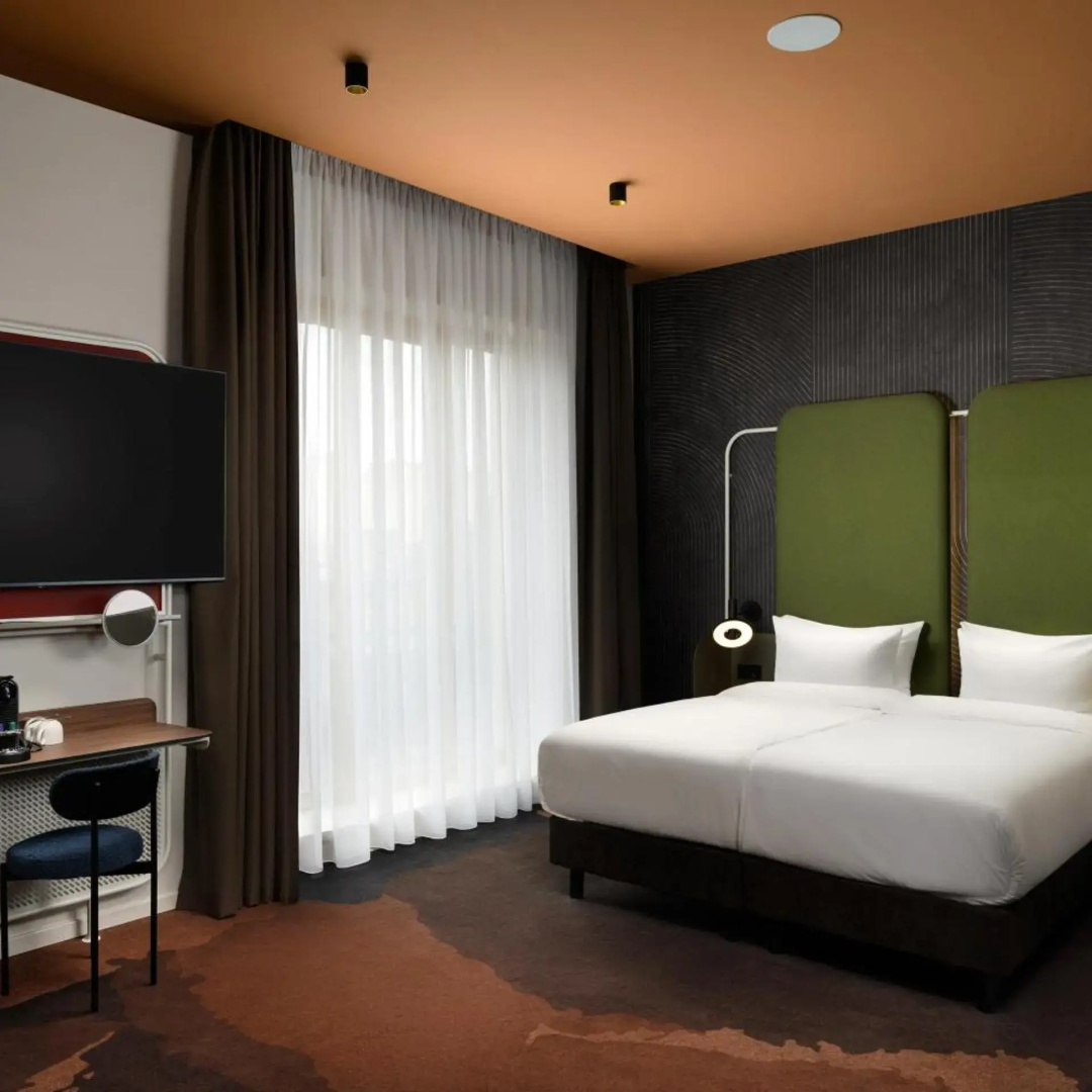 Photo - You Hotel Budapest - Handwritten Collection