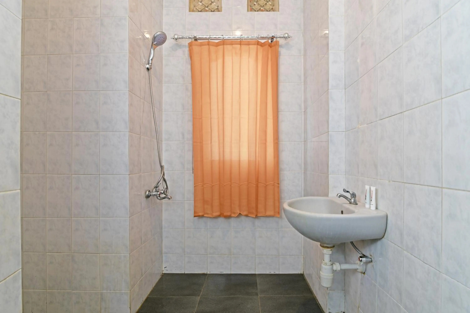 Foto - RedDoorz @ Jalan Gatot Subroto Denpasar