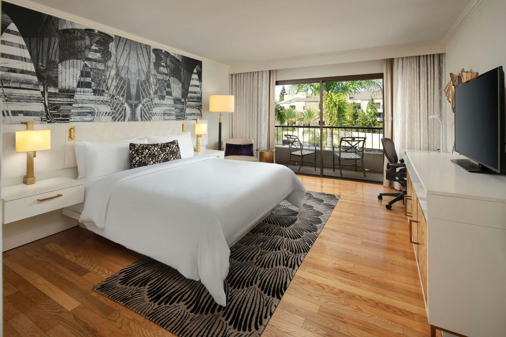 Photo - Avenue of the Arts Costa Mesa, a Tribute Portfolio Hotel