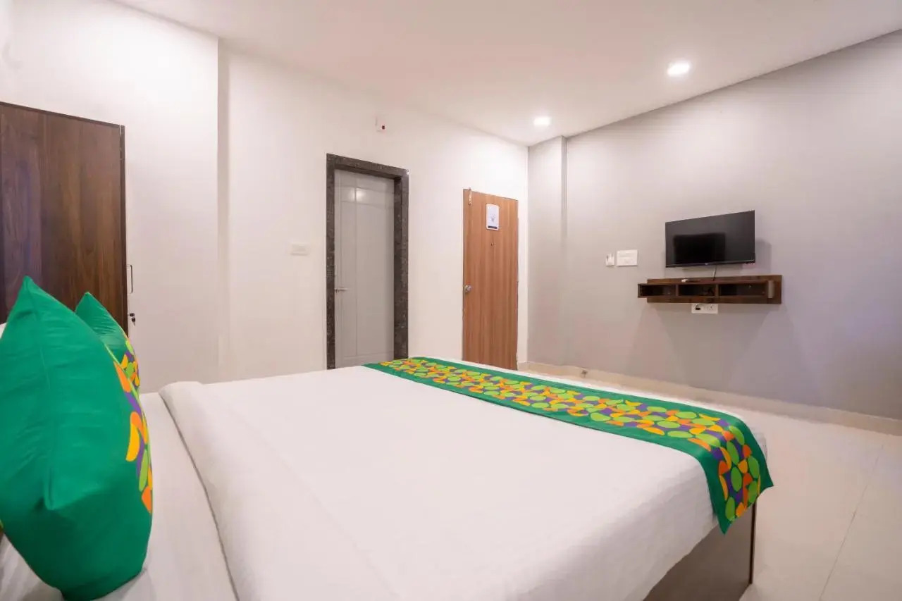 Photo - Treebo De Alphabet Gachibowli