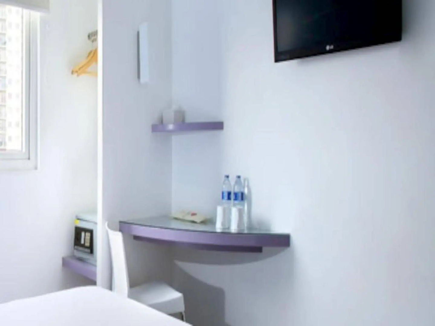 Foto - Amaris Hotel Bekasi Barat