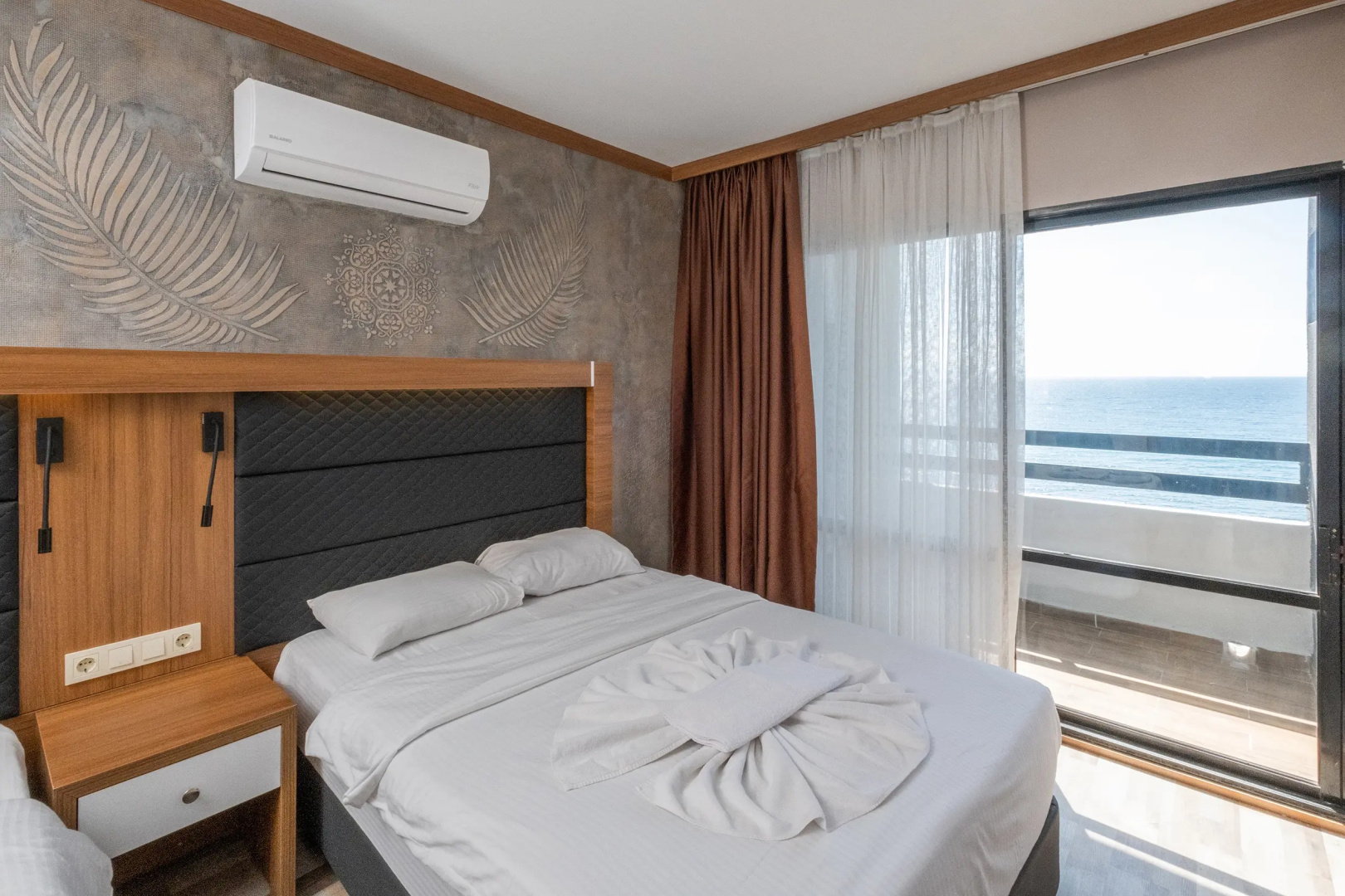 Photo - Sunday Beach Hotel