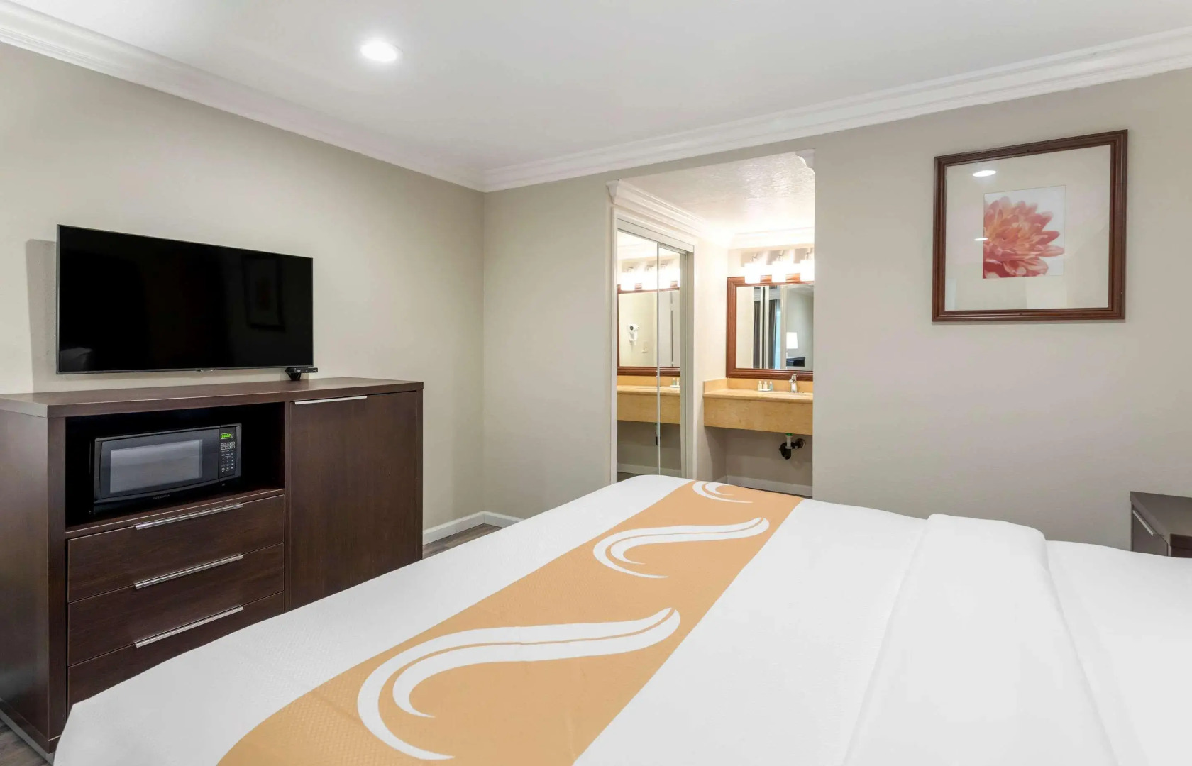 Photo - Quality Inn Long Beach - Signal Hill