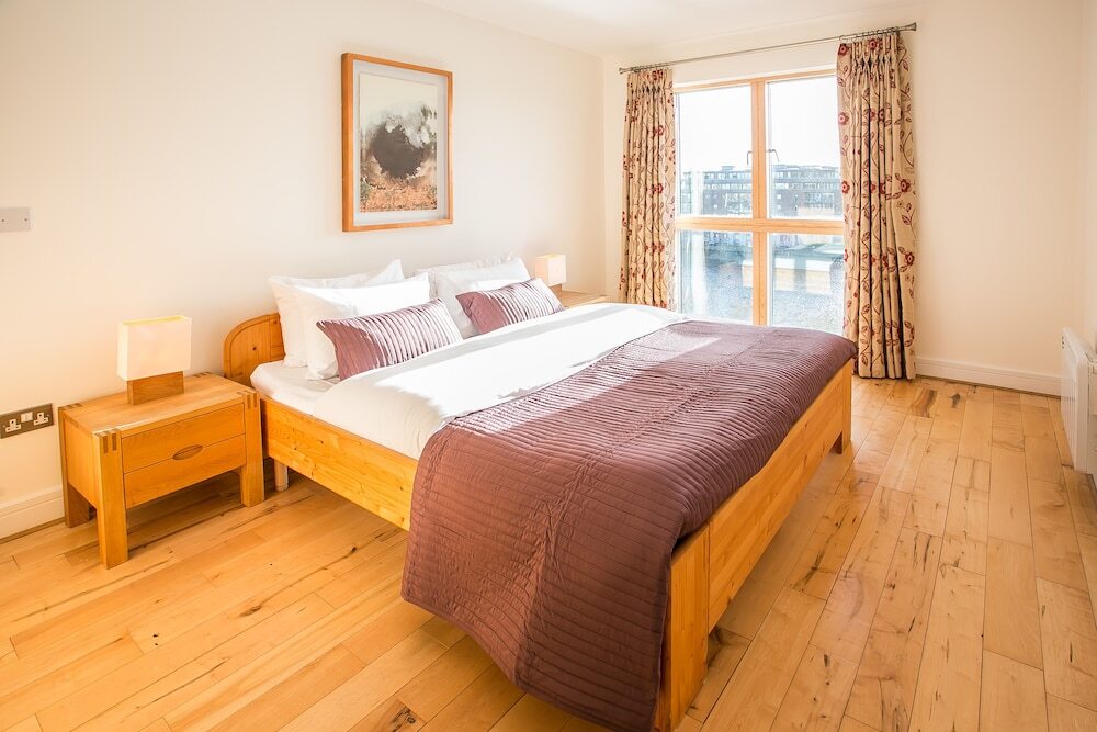 Photo - Sonder by Marriott Bonvoy Britain Quay Apartments Grand Canal Square