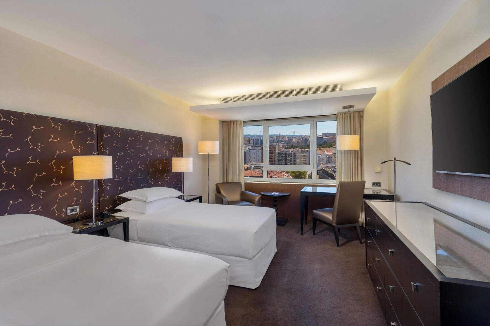 Photo - Sheraton Lisboa Hotel & Spa