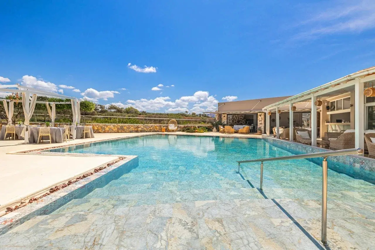 Photo - Paradise Island Villas