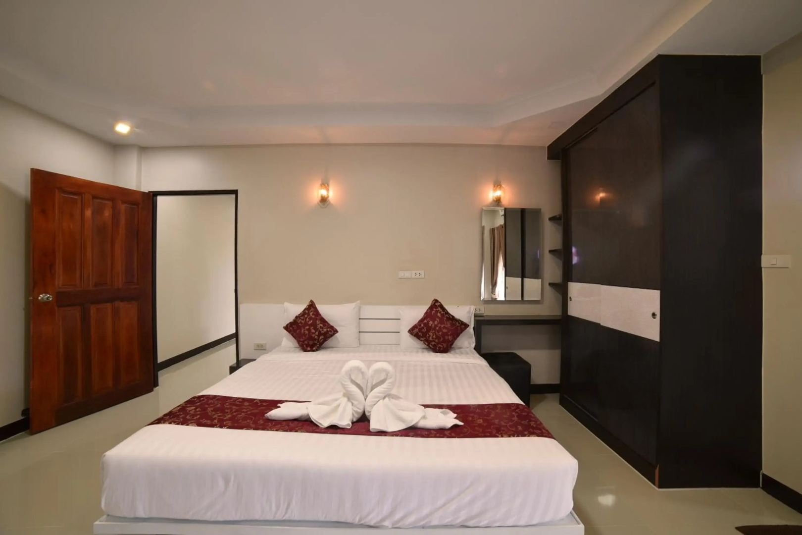 Photo - Gold Airport Suites
