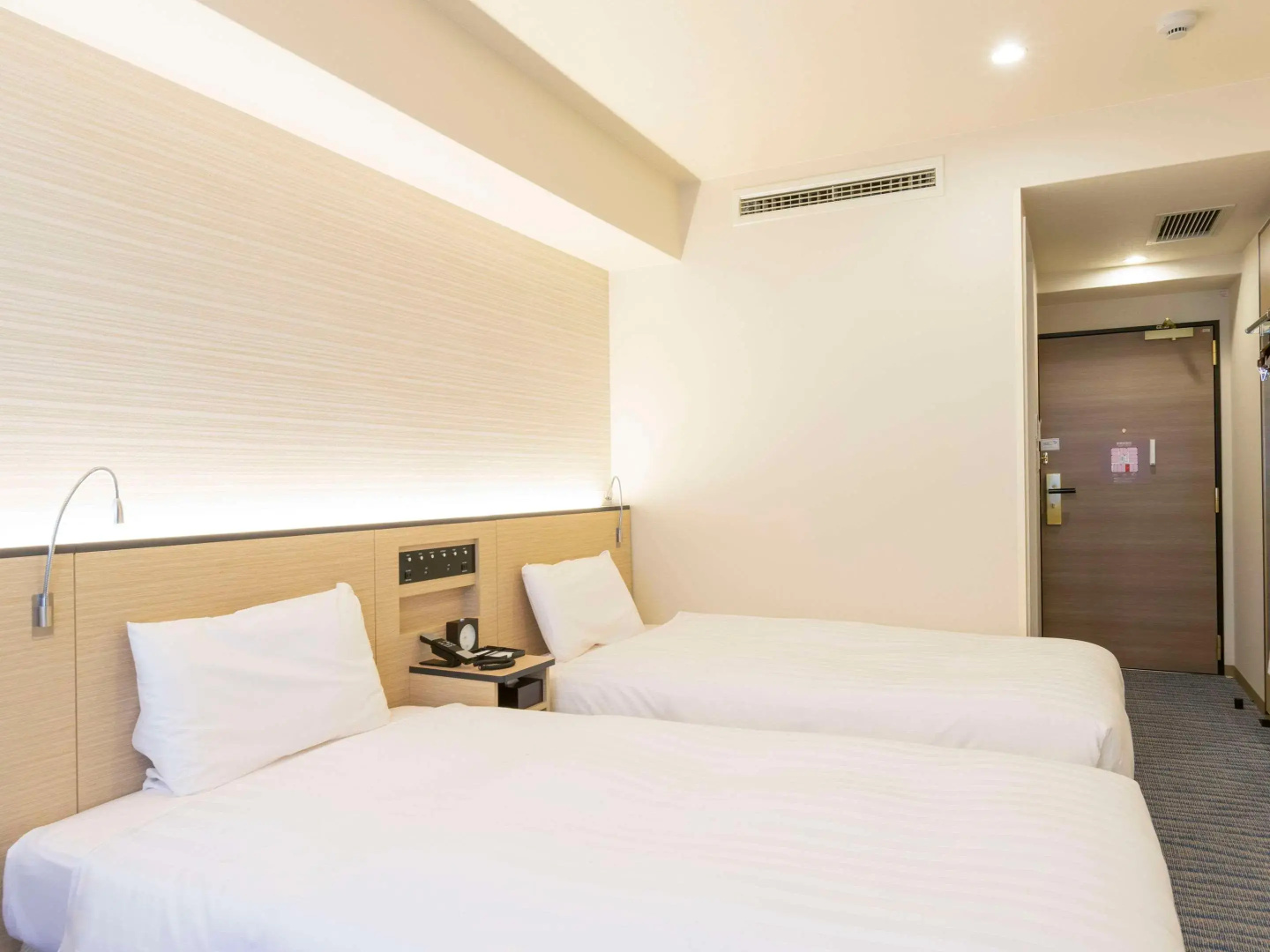 Photo - Comfort Inn Kyoto Shijokarasuma