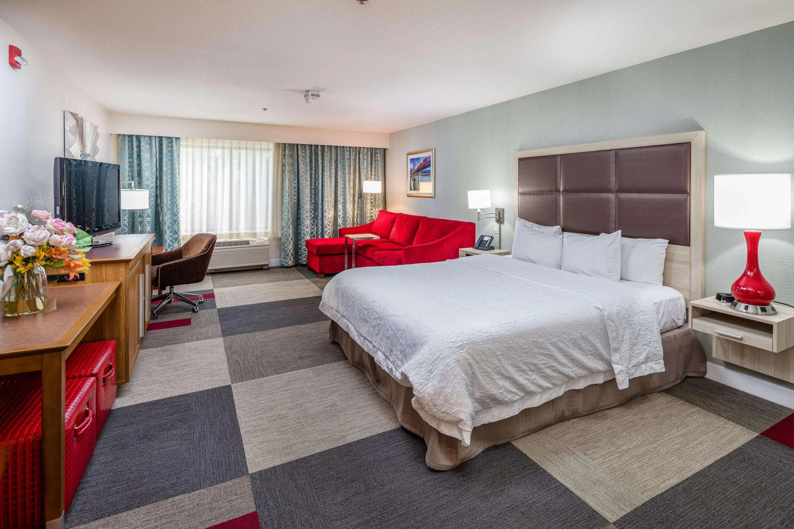 Photo - Hampton Inn San Francisco Airport