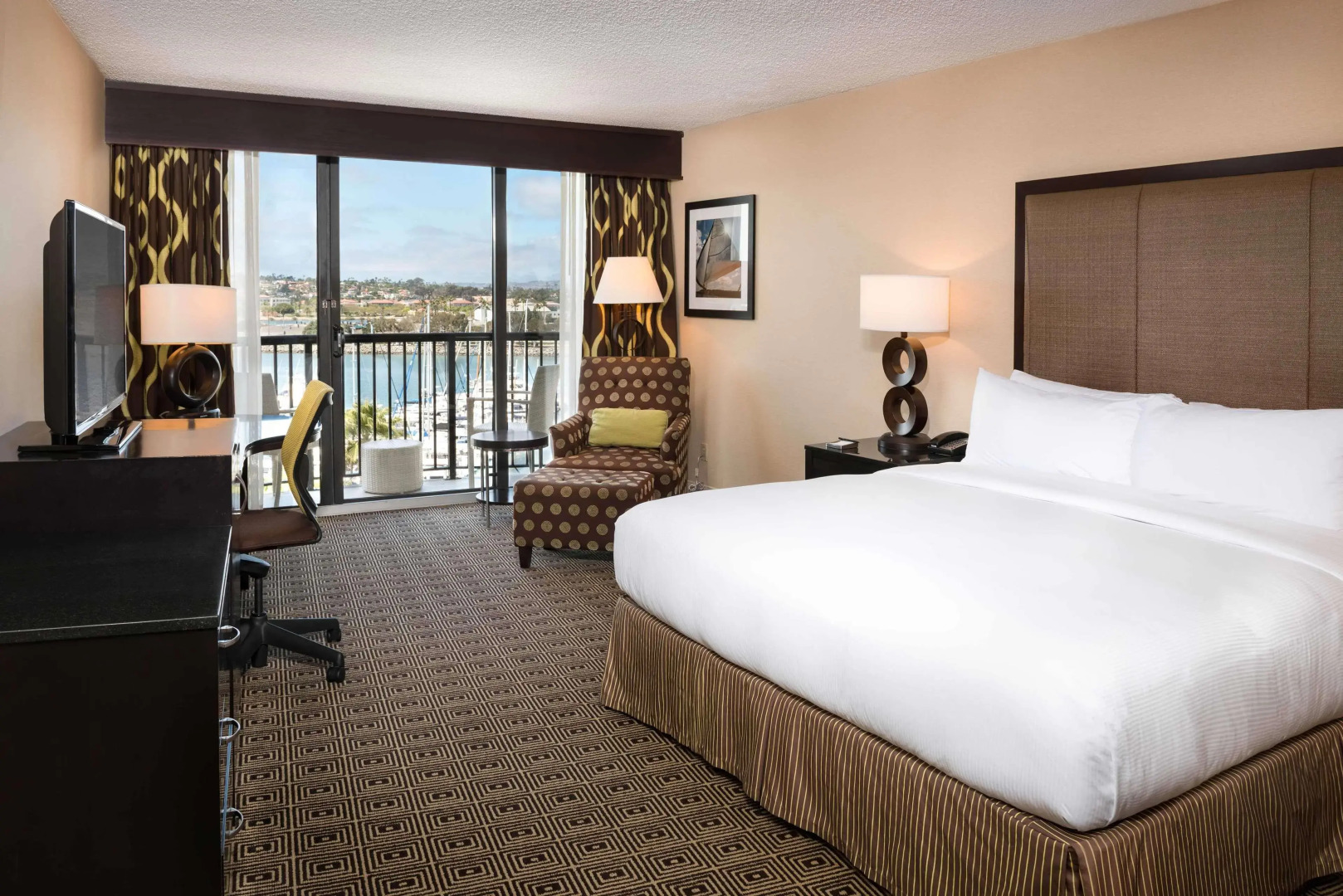 Photo - Hilton San Diego Airport/Harbor Island