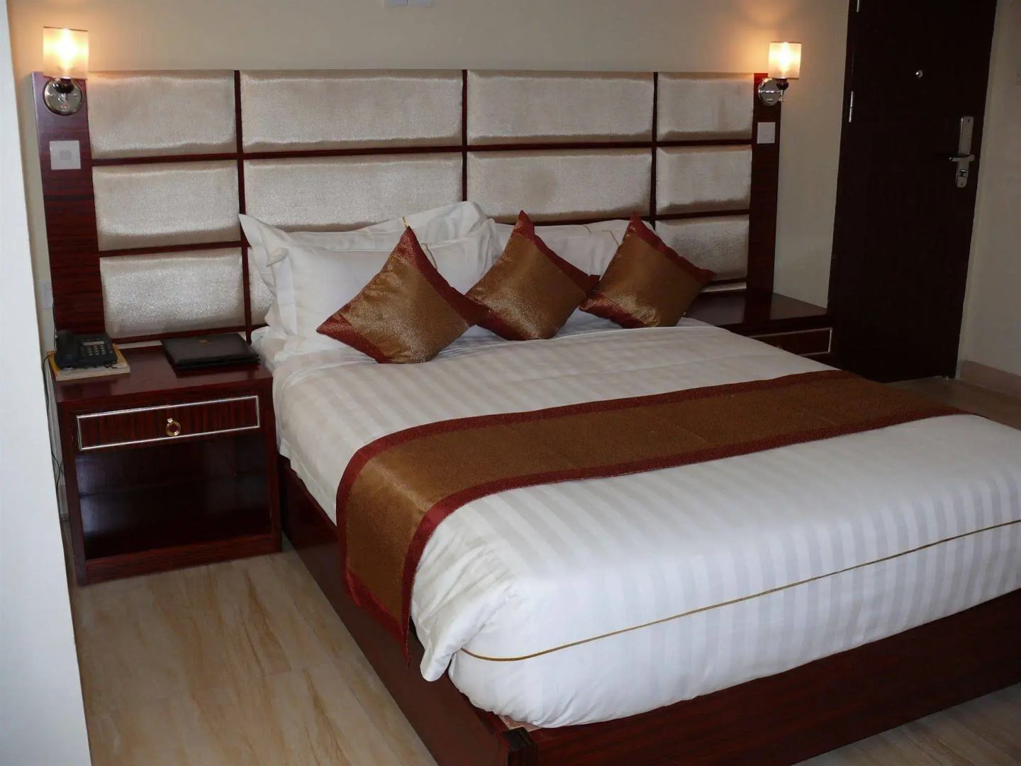 Foto - Tiffany Diamond Hotel