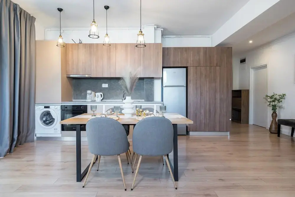Photo - Uphome Suites