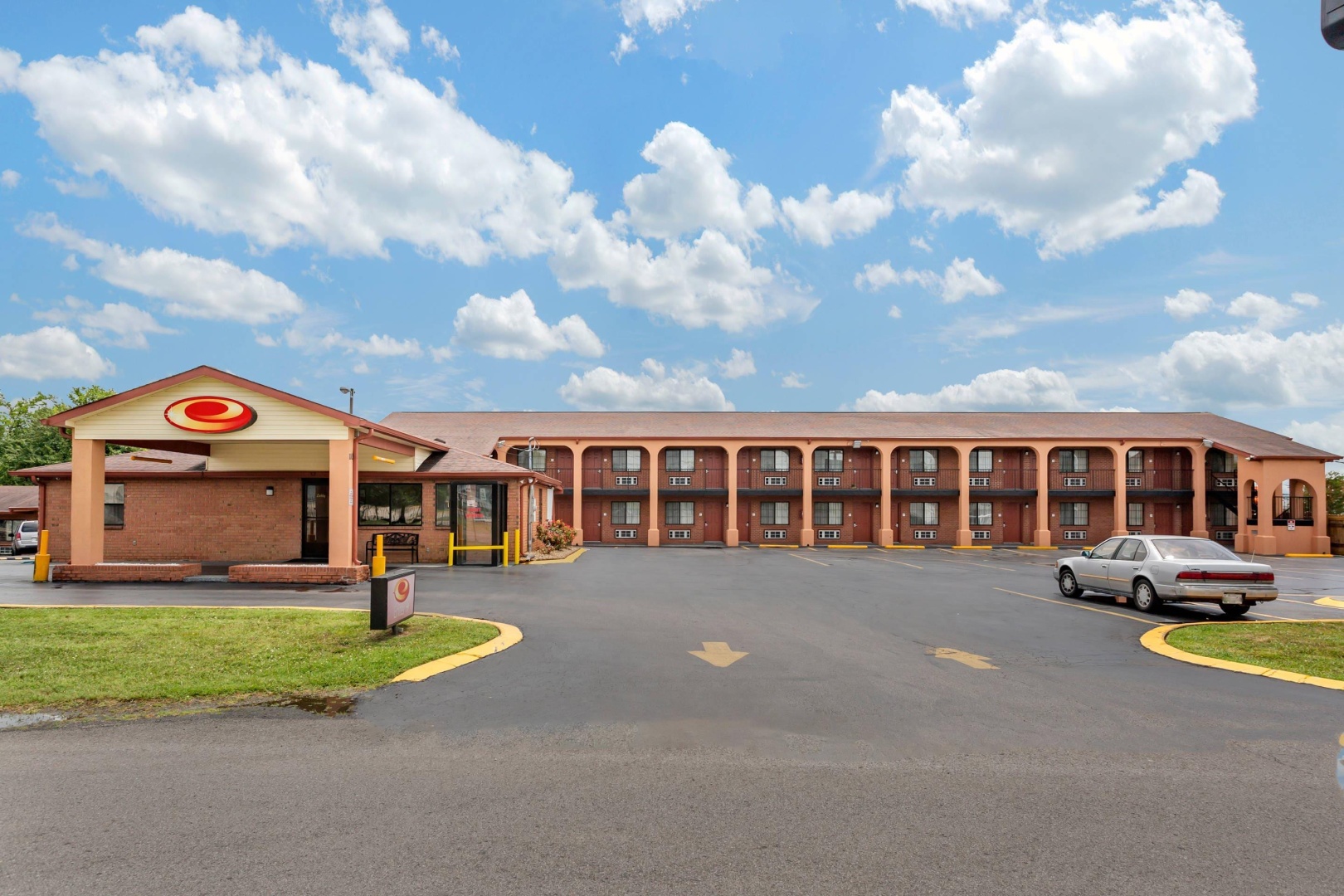 Photo - Econo Lodge Nashville North