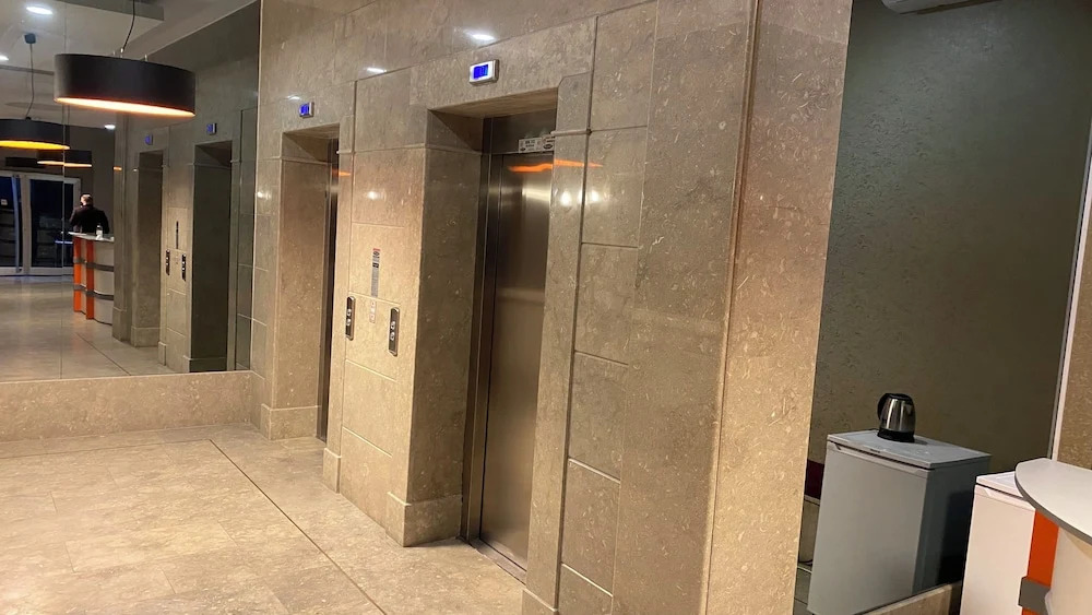 Photo - Aderans Hotel