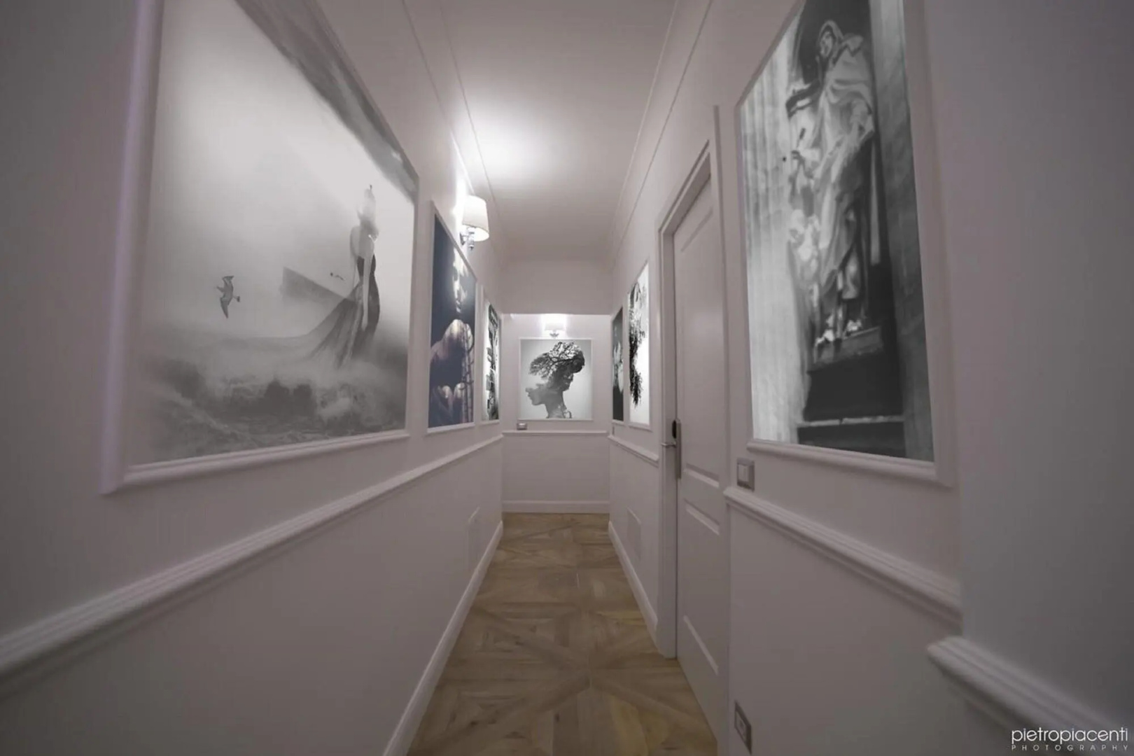 Photo - Vatican Luxury Home