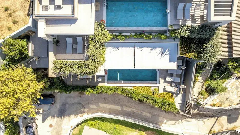 Photo - Seafront villas I "Free" Heated pools & 100m to Sea