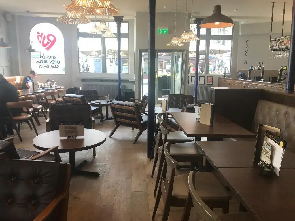 Foto - PubLove @ The Crown, Battersea