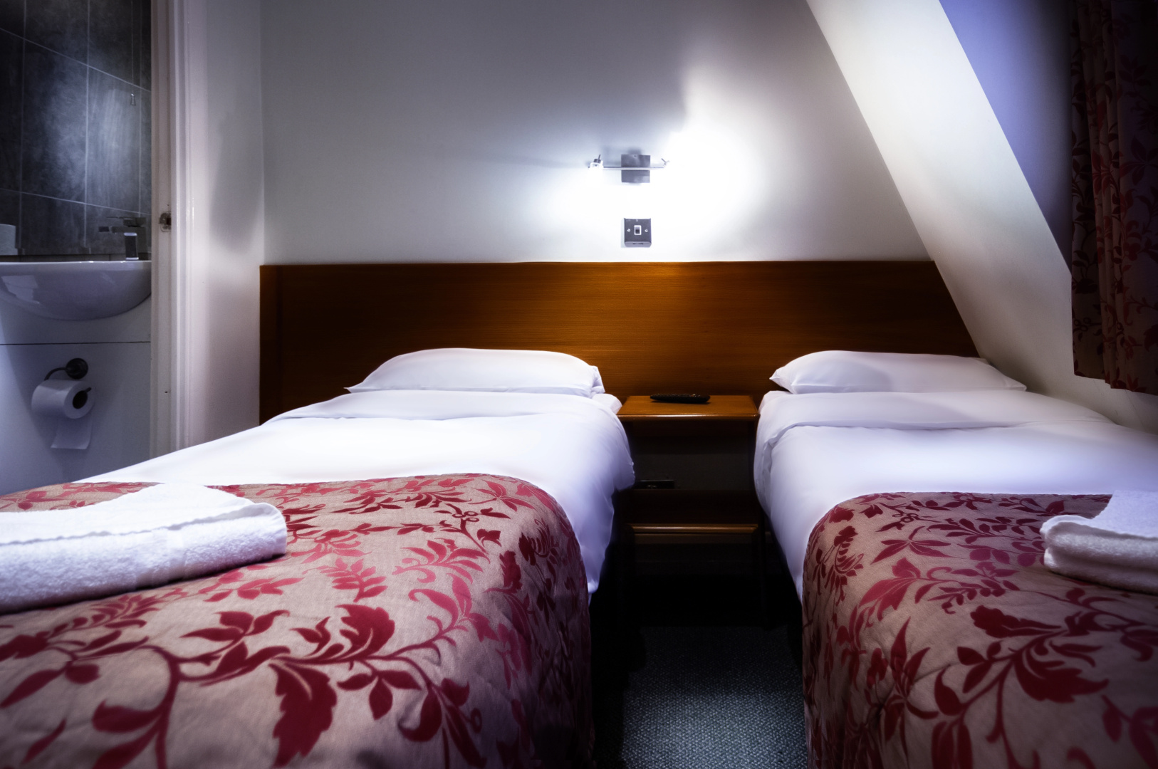 Photo - Westbury Hotel