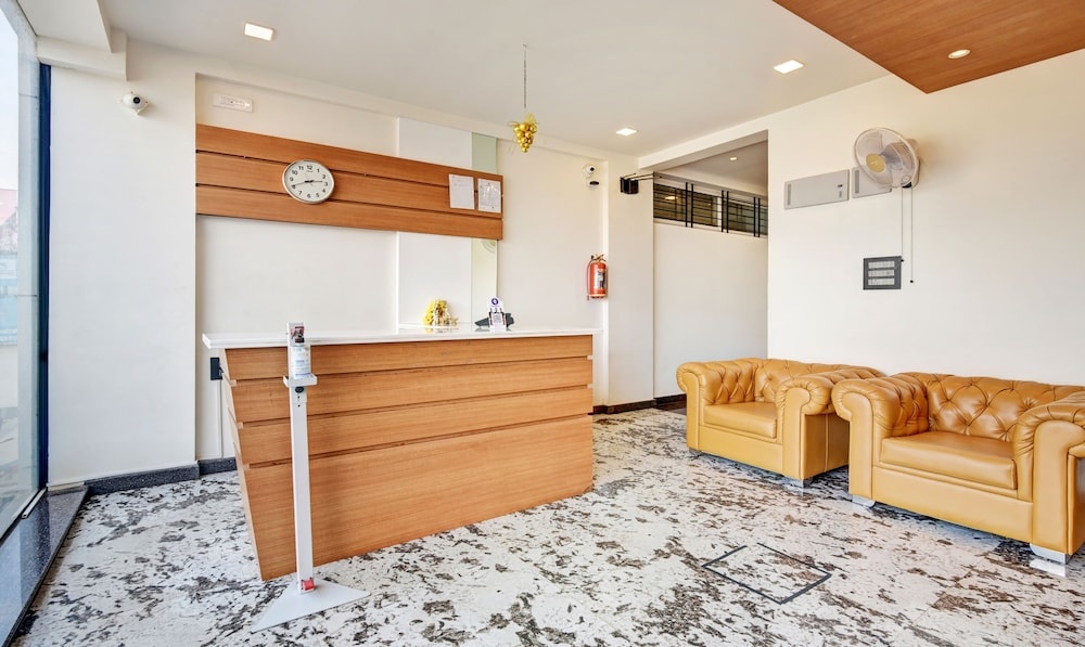 Itsy Hotels Shrey'S Inn Mallandur Road