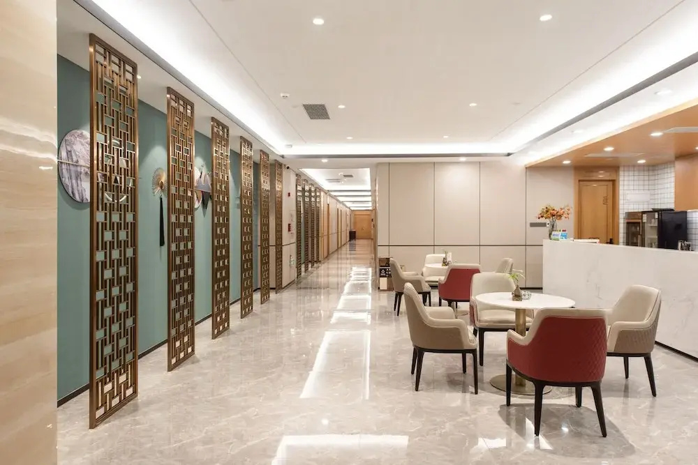 Photo - Rising Dragon International Hotel