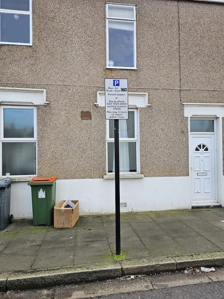 Photo - Umbrella Properties London Excel