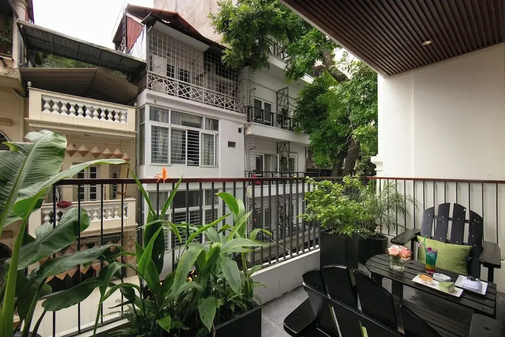 Photo - Le Premier Hotel & Rooftop Bar