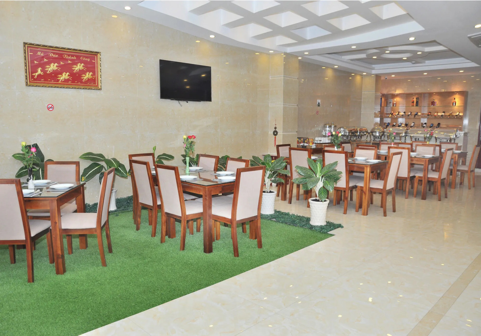 Photo - Queen Central Hotel - Ben Thanh Market