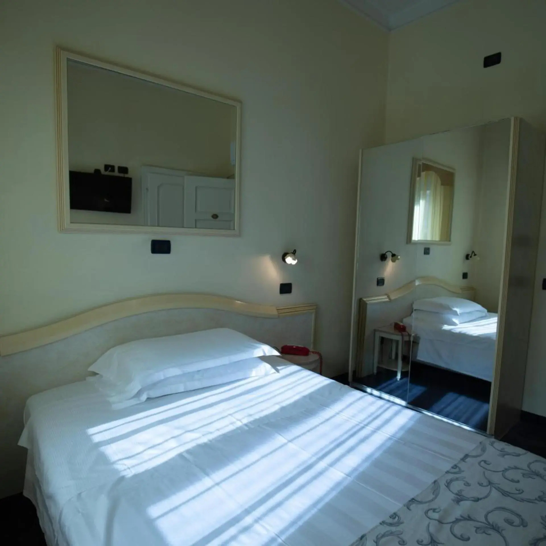 Photo - Hotel London