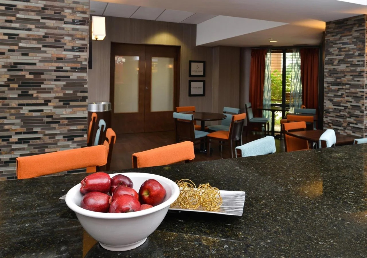 Photo - Hampton Inn Chicago-Carol Stream