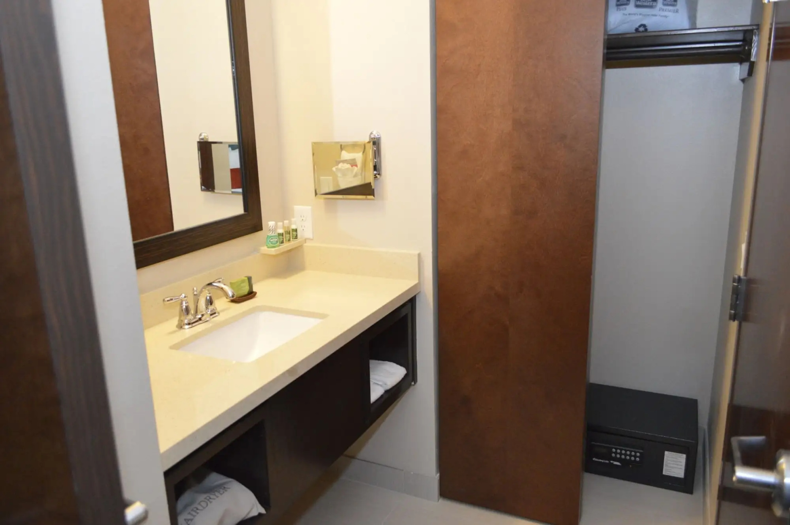 Photo - Best Western Premier Houston Northwest - Willowbrook