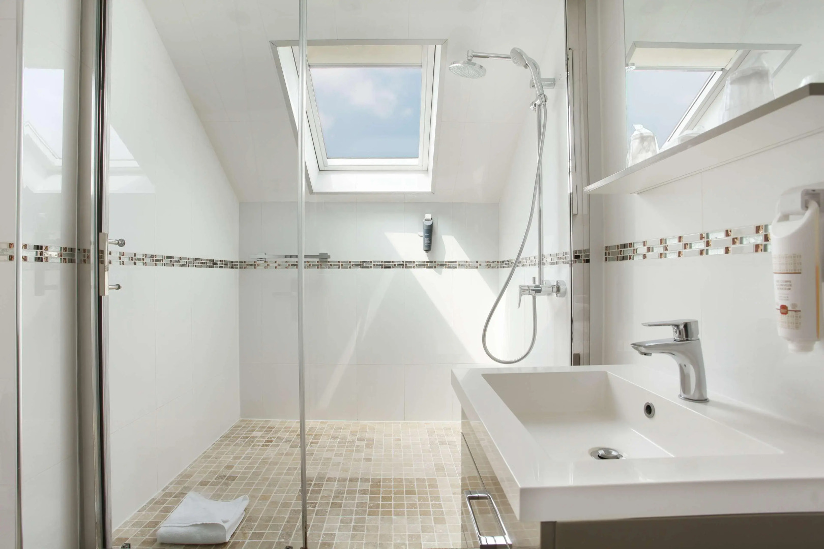 Foto - Hotel Apolonia Paris Mouffetard, Sure Hotel Collection by Best Western